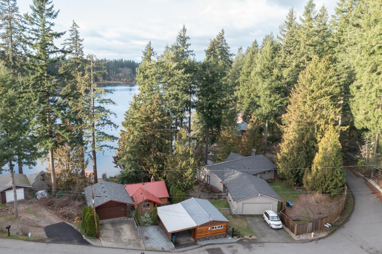 Koi Story Cabin On The Lake - Waterfront, Near Bike Trail Maple Valley Exterior photo